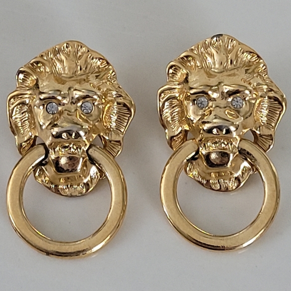Lion Head Door Knocker Earrings Gold Plated Crystal Eyes KENNETH J LANE x AVON - Picture 15 of 15